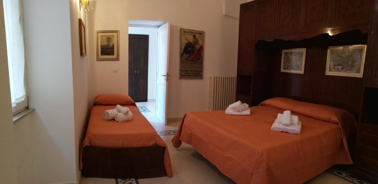 Bed and Breakfast Dimora Storica Le Perle Lecce Exterior foto